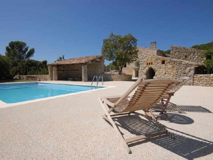 Domaine De Cousignac Bed and Breakfast Bourg-Saint-Andéol Εξωτερικό φωτογραφία